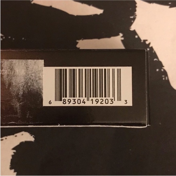 Anastasia Beverly Hills Mini Lash Sculpt Mascara
and Mini Lash Brag Mascara - Picture 11 of 11